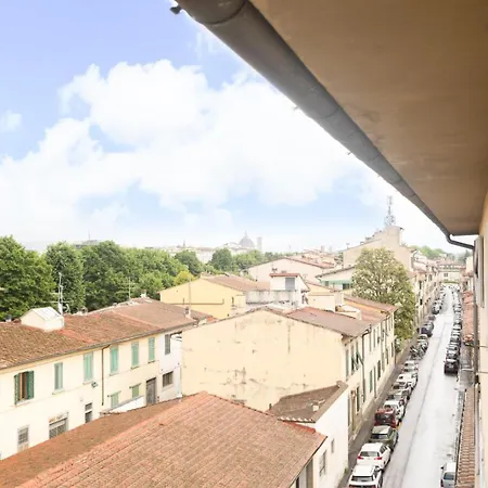 Fabio's Rustic Flat Firenze