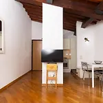 Fabio's Rustic Flat